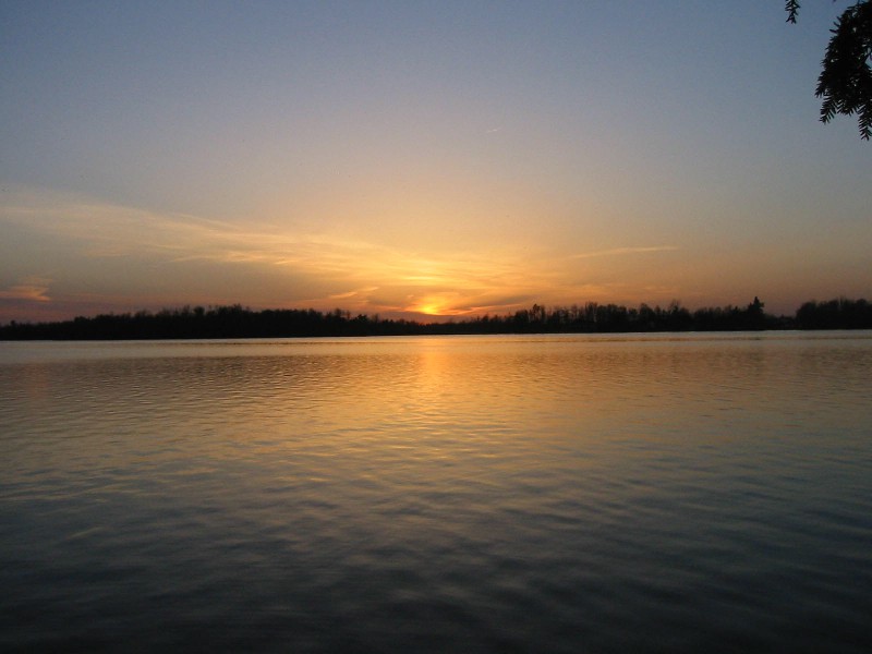 [t]Big Rideau Lake[/t] [s]Wikipedia[/s]